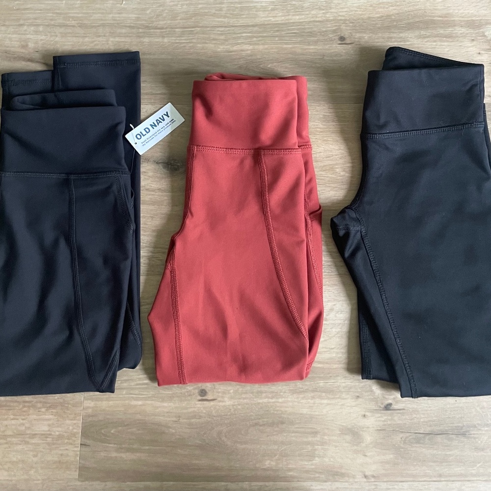 Bundle of girls Old Navy leggings size 6/7